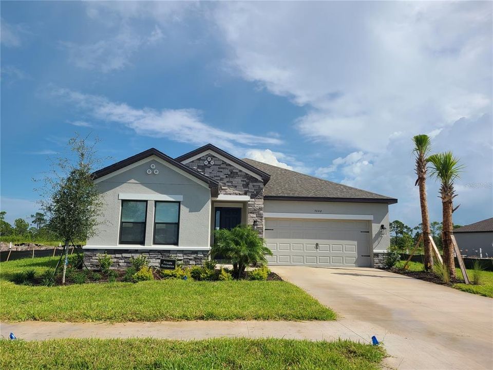 Recently Sold: $645,300 (4 beds, 3 baths, 2399 Square Feet)