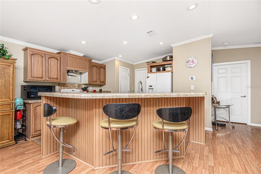 Activo con contrato: $199,900 (3 camas, 2 baños, 1512 Pies cuadrados)