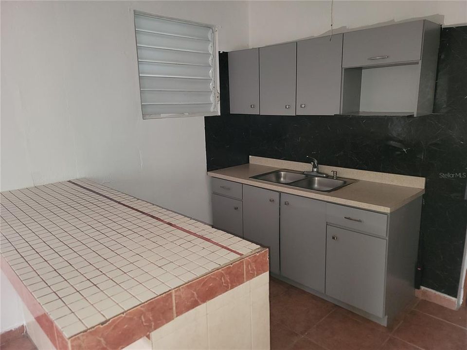 Vendido Recientemente: $95,000 (2 camas, 1 baños, 780 Pies cuadrados)