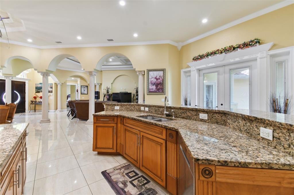 Recently Sold: $1,050,000 (5 beds, 5 baths, 5148 Square Feet)