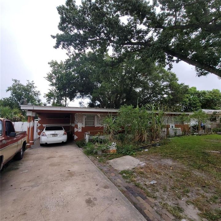 Recently Sold: $240,000 (4 beds, 2 baths, 1463 Square Feet)