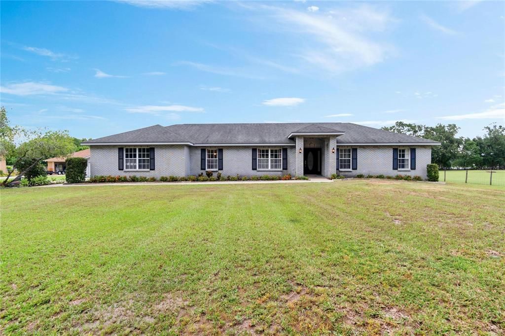 Recently Sold: $474,900 (3 beds, 2 baths, 1962 Square Feet)