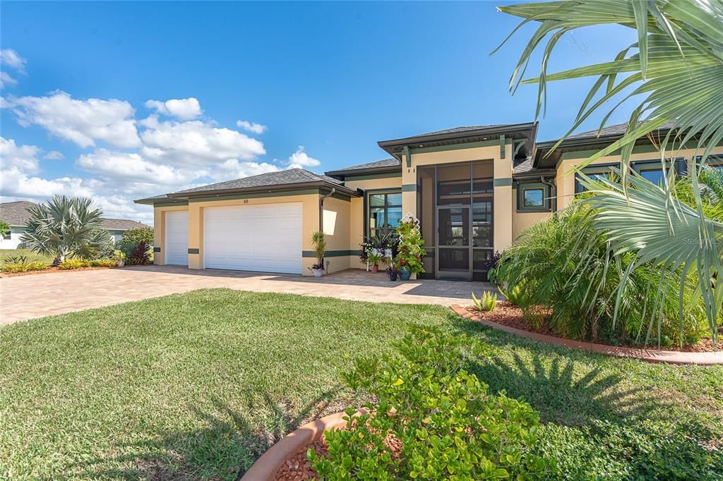 Recently Sold: $675,000 (3 beds, 2 baths, 2021 Square Feet)