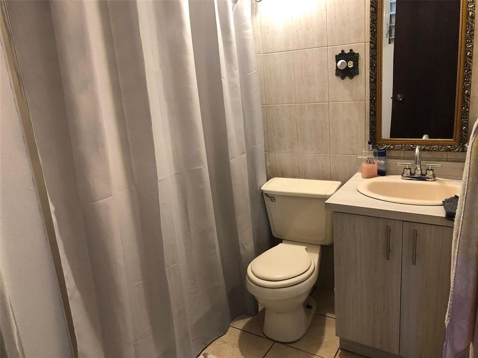 Unit 2 bathroom