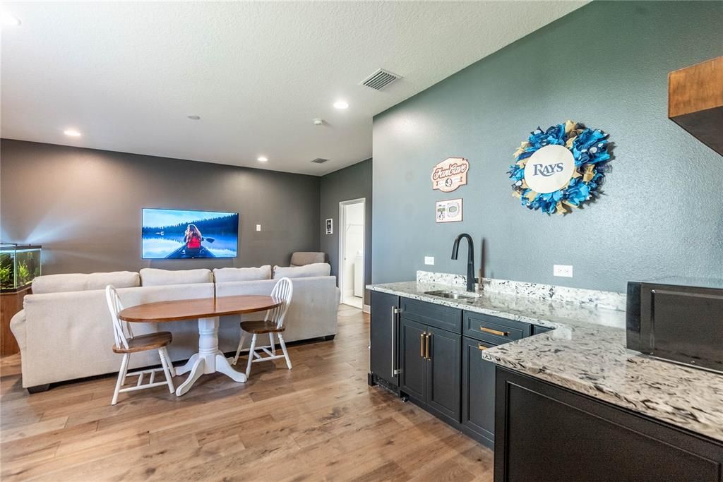 Recently Sold: $1,335,000 (4 beds, 3 baths, 3647 Square Feet)