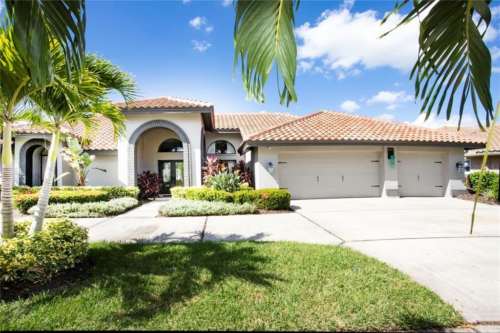 Recently Sold: $1,585,000 (4 beds, 3 baths, 2873 Square Feet)
