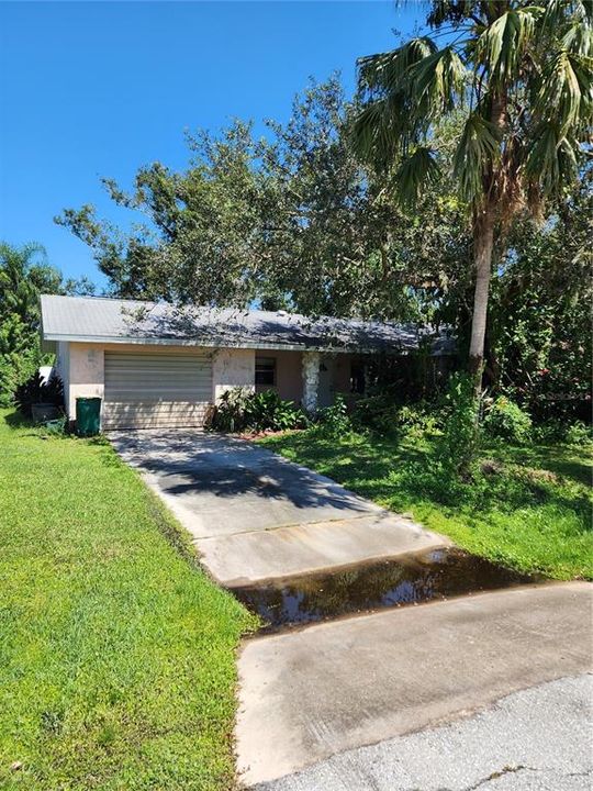 Recently Sold: $140,000 (2 beds, 2 baths, 1071 Square Feet)