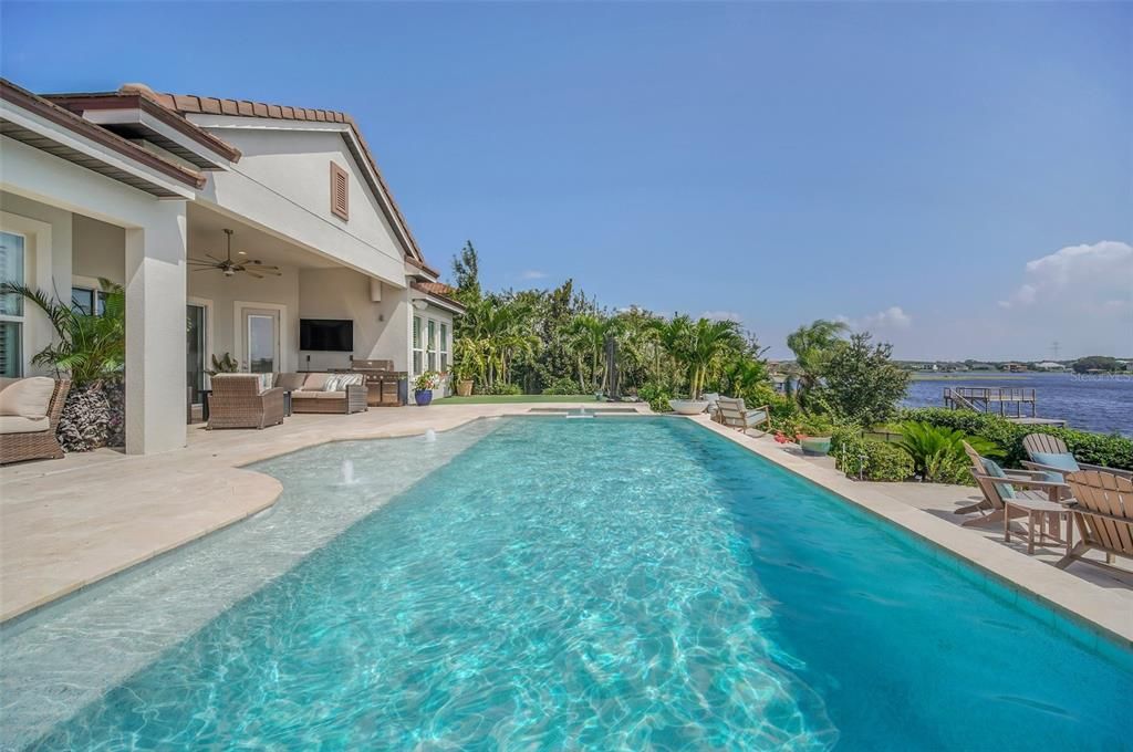 Recently Sold: $1,999,999 (4 beds, 5 baths, 4056 Square Feet)