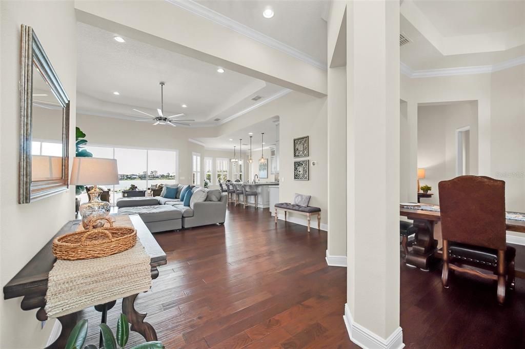 Recently Sold: $1,999,999 (4 beds, 5 baths, 4056 Square Feet)