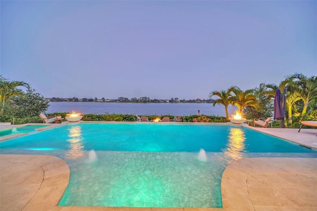 Recently Sold: $1,999,999 (4 beds, 5 baths, 4056 Square Feet)