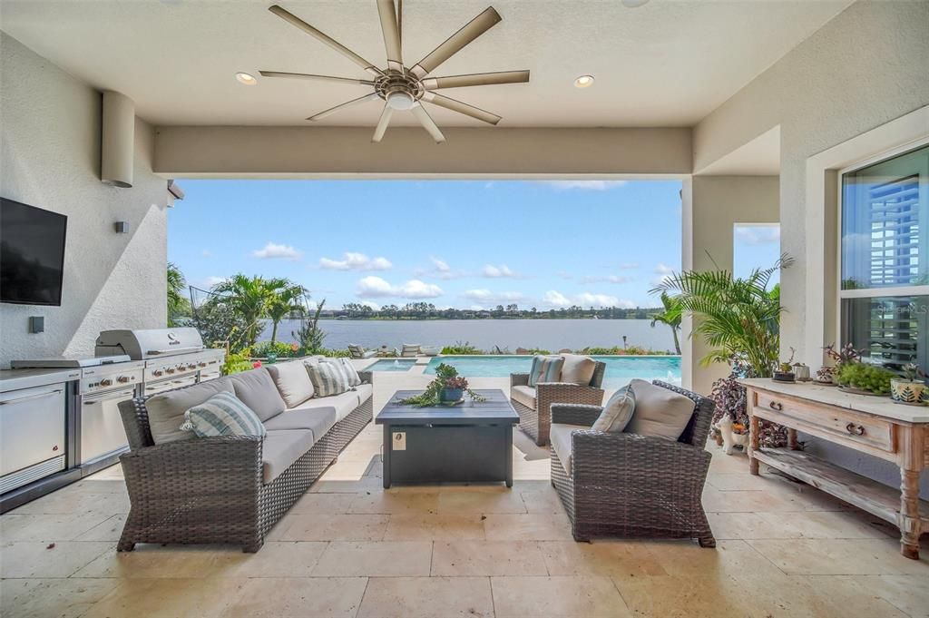 Recently Sold: $1,999,999 (4 beds, 5 baths, 4056 Square Feet)