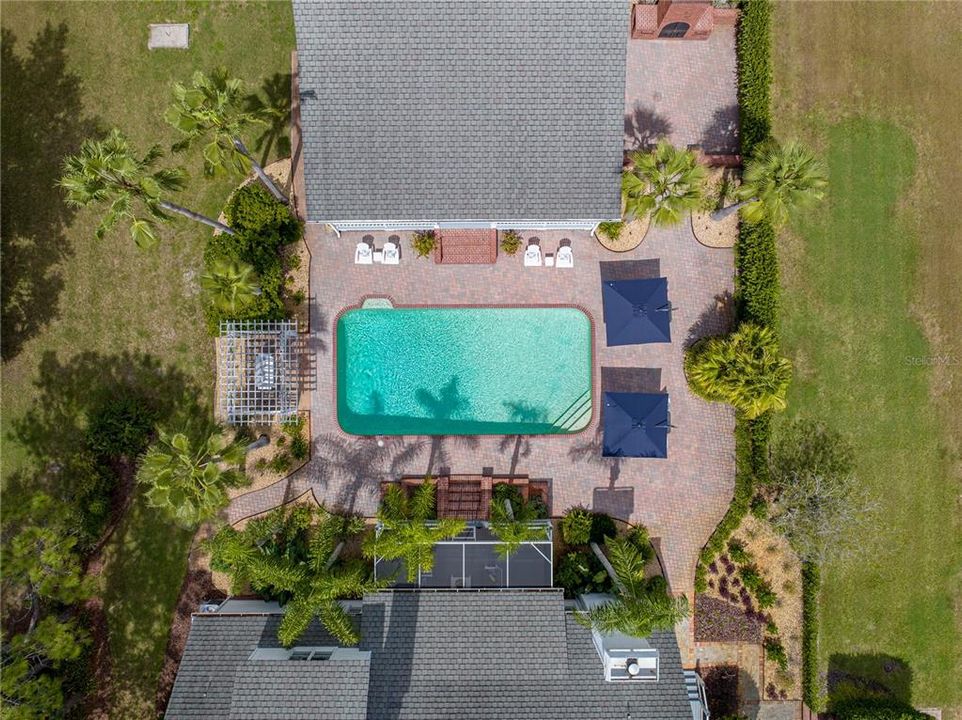 Recently Sold: $1,695,000 (6 beds, 5 baths, 7036 Square Feet)