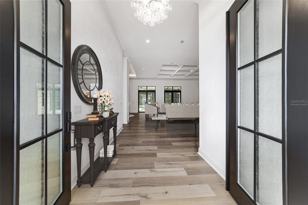 VIRTUALLY STAGED FOYER ENTRANCE