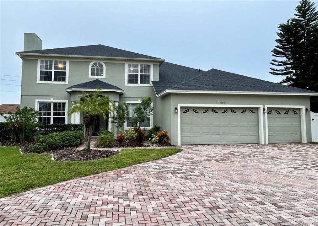 Recently Sold: $714,000 (5 beds, 3 baths, 3100 Square Feet)