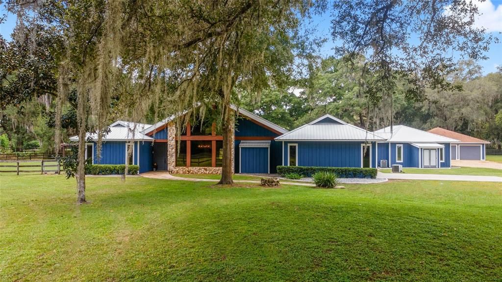 Recently Sold: $1,200,000 (3 beds, 2 baths, 4201 Square Feet)