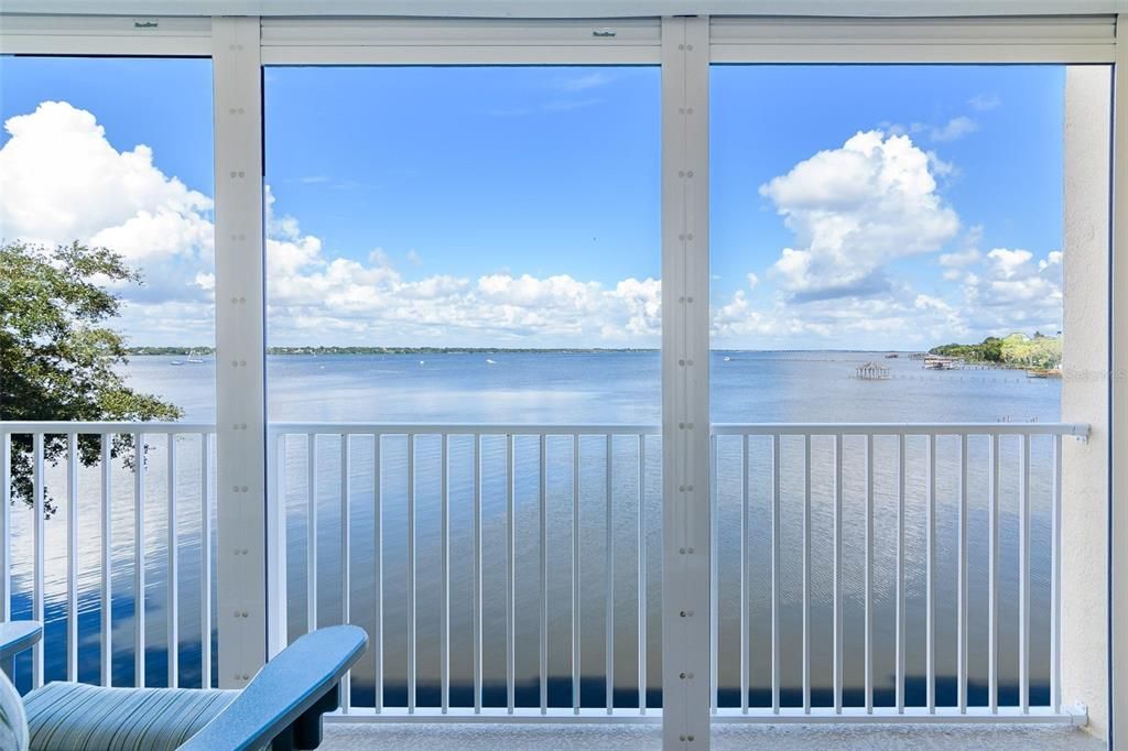 Breathtaking views of the Intracoastal!