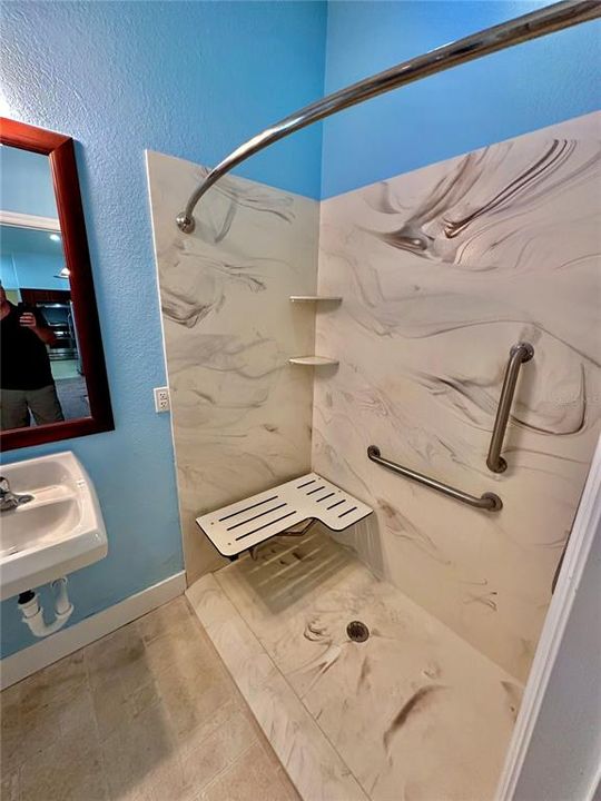 Wheel Chair Accessible Bathroom