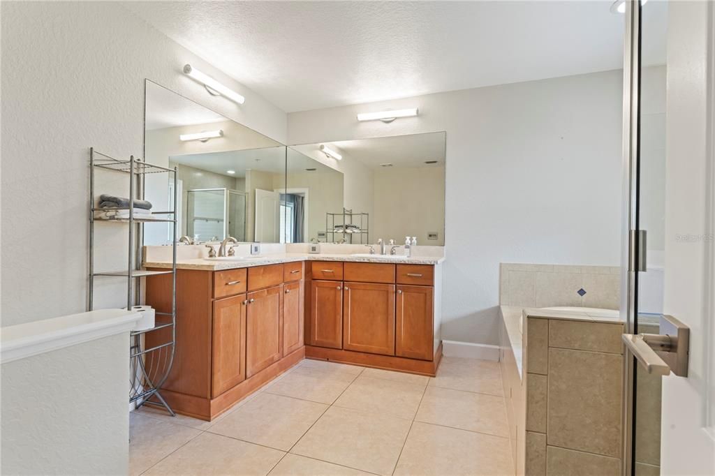 Недавно арендовано: $5,500 (3 спален, 3 ванн, 1530 Квадратных фут)