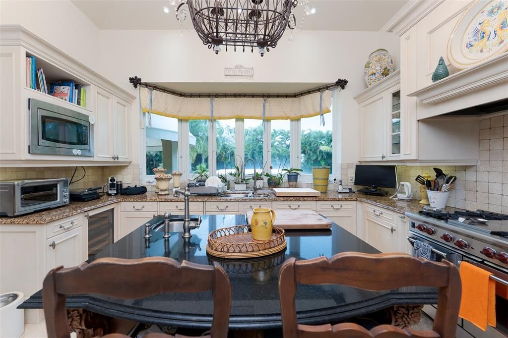 Recently Sold: $1,750,000 (4 beds, 4 baths, 3800 Square Feet)