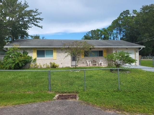 Recently Sold: $239,000 (3 beds, 1 baths, 1105 Square Feet)