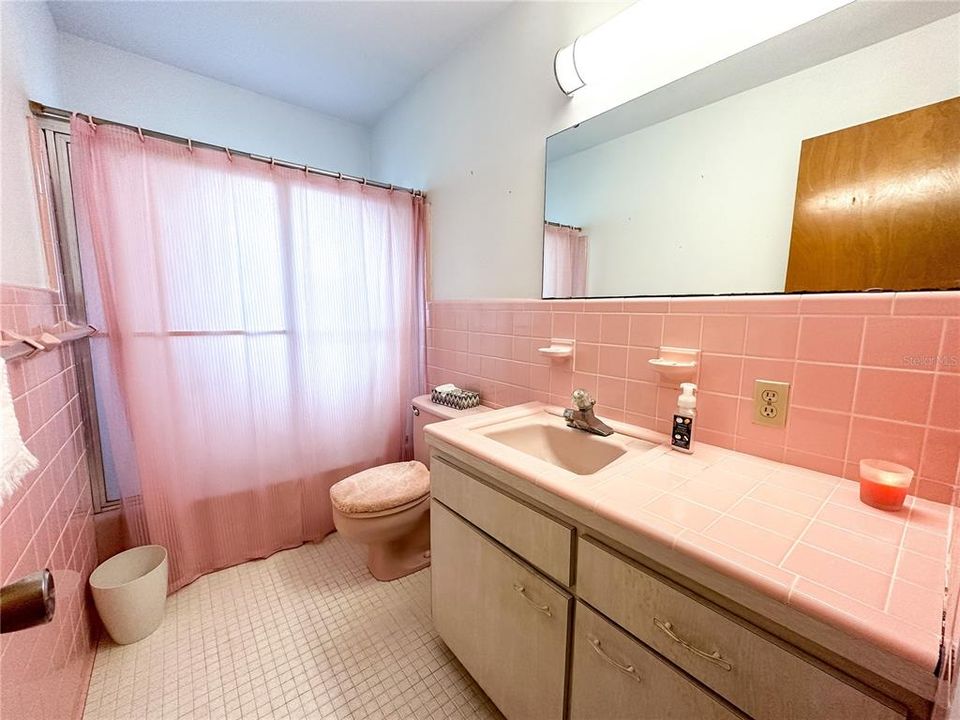 最近售出: $249,000 (3 贝兹, 2 浴室, 1770 平方英尺)