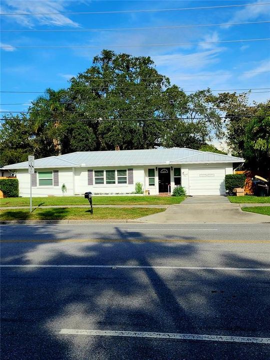 Recently Rented: $2,150 (2 beds, 2 baths, 1090 Square Feet)