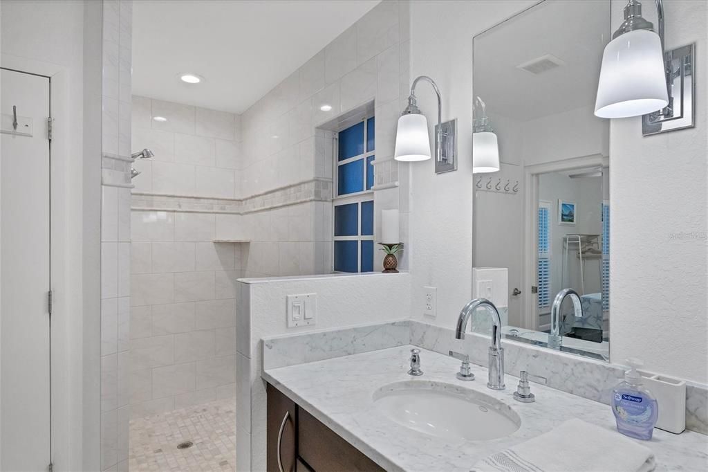 Active With Contract: $1,100,000 (3 beds, 3 baths, 2274 Square Feet)