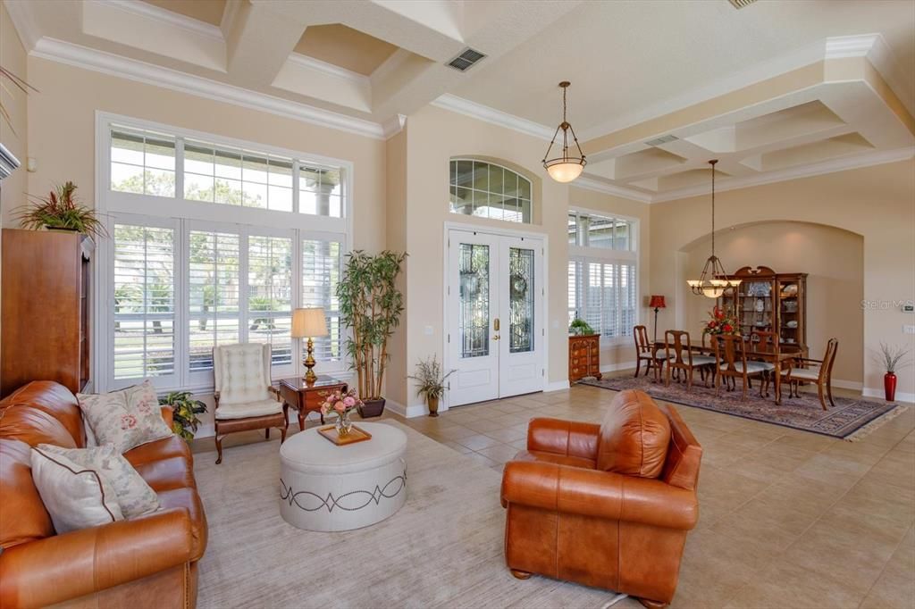 Recently Sold: $1,950,000 (5 beds, 4 baths, 4876 Square Feet)