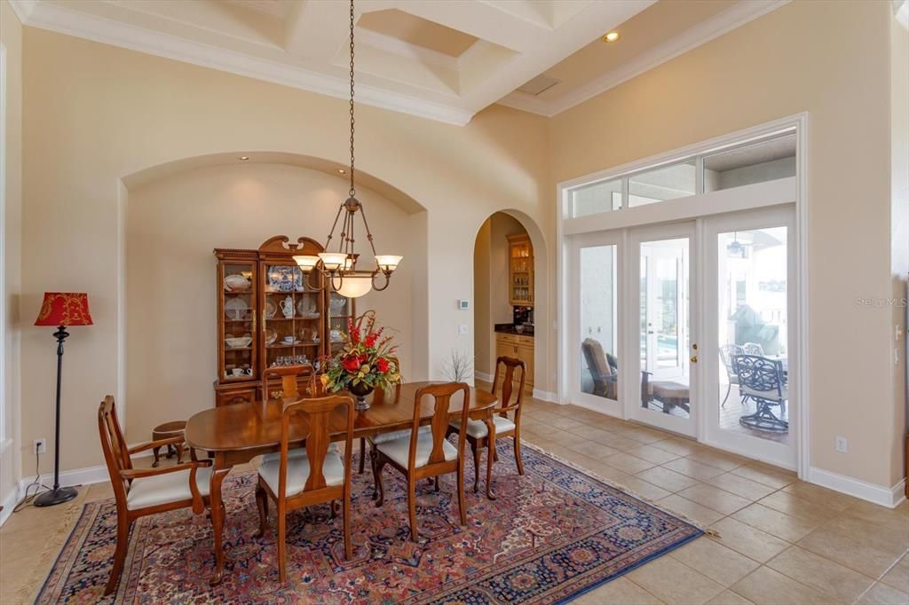 Recently Sold: $1,950,000 (5 beds, 4 baths, 4876 Square Feet)