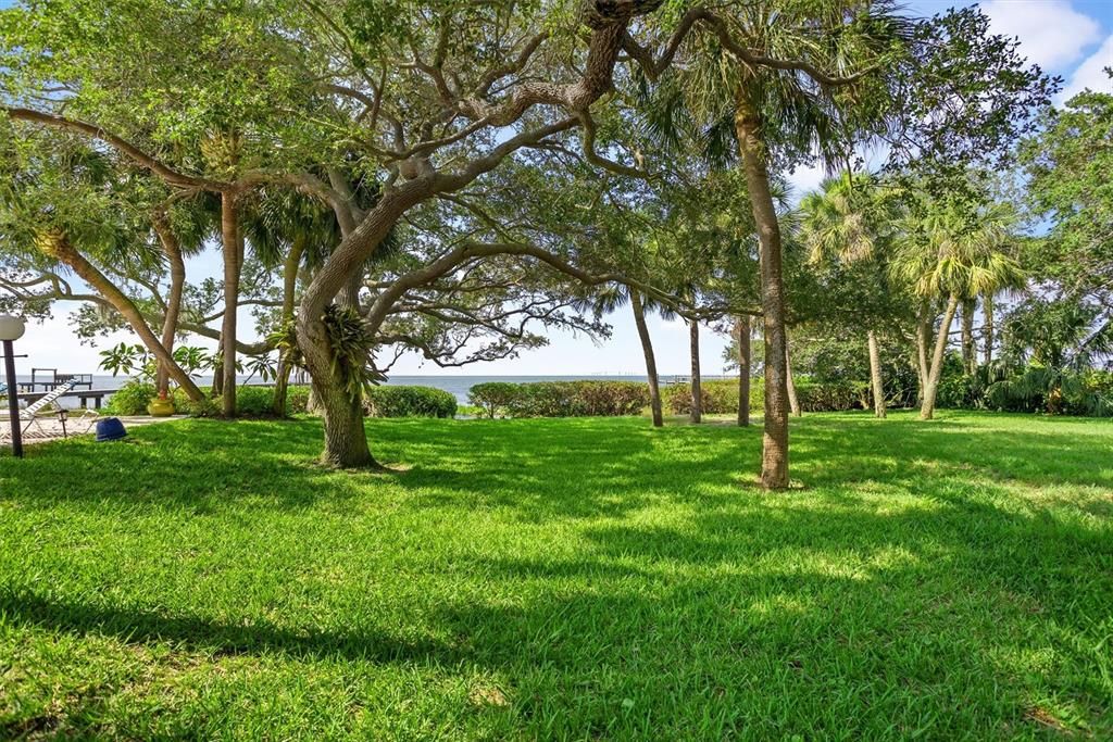 For Sale: $1,850,000 (0.42 acres)