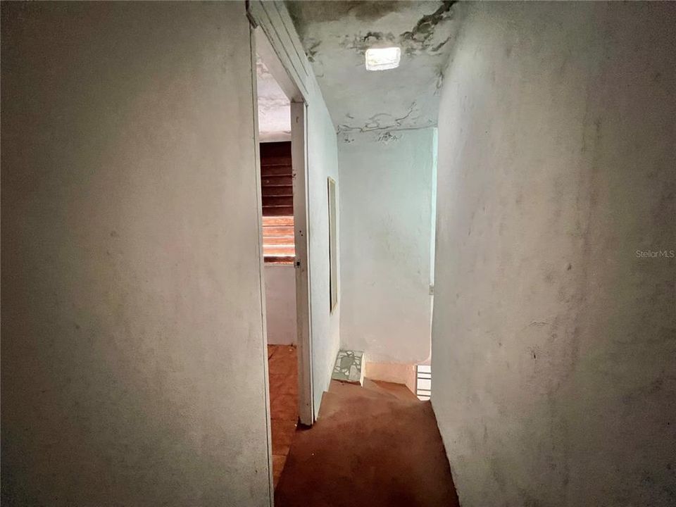 Vendido Recientemente: $75,000 (4 camas, 2 baños, 1100 Pies cuadrados)