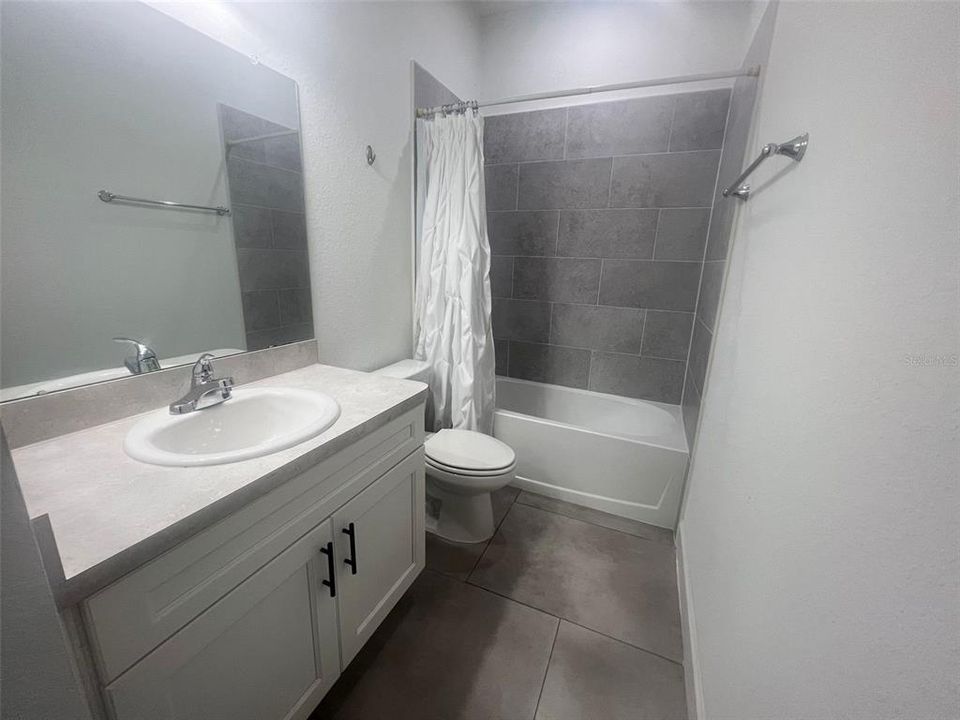 Недавно арендовано: $2,650 (4 спален, 3 ванн, 2665 Квадратных фут)