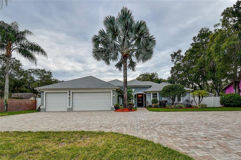 Recently Sold: $994,999 (4 beds, 3 baths, 3011 Square Feet)