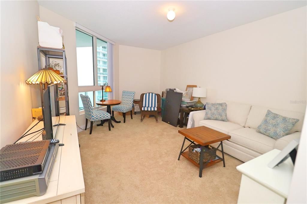 For Sale: $350,000 (2 beds, 2 baths, 1670 Square Feet)