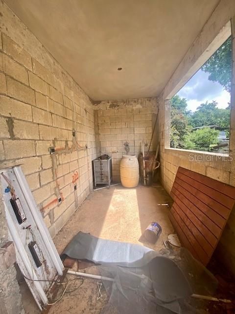 Vendido Recientemente: $65,000 (3 camas, 2 baños, 959 Pies cuadrados)