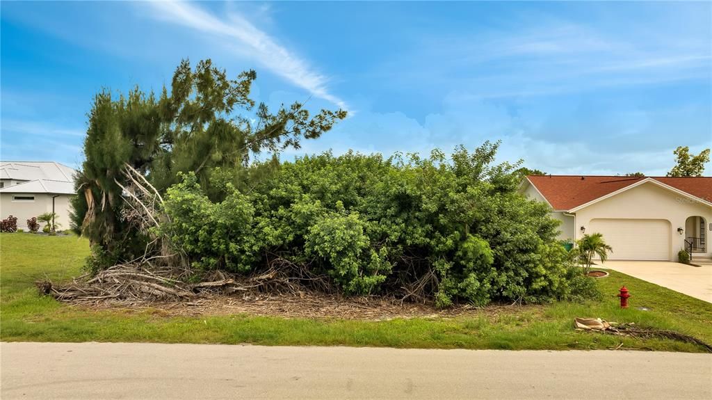 Недавно продано: $35,000 (0.21 acres)