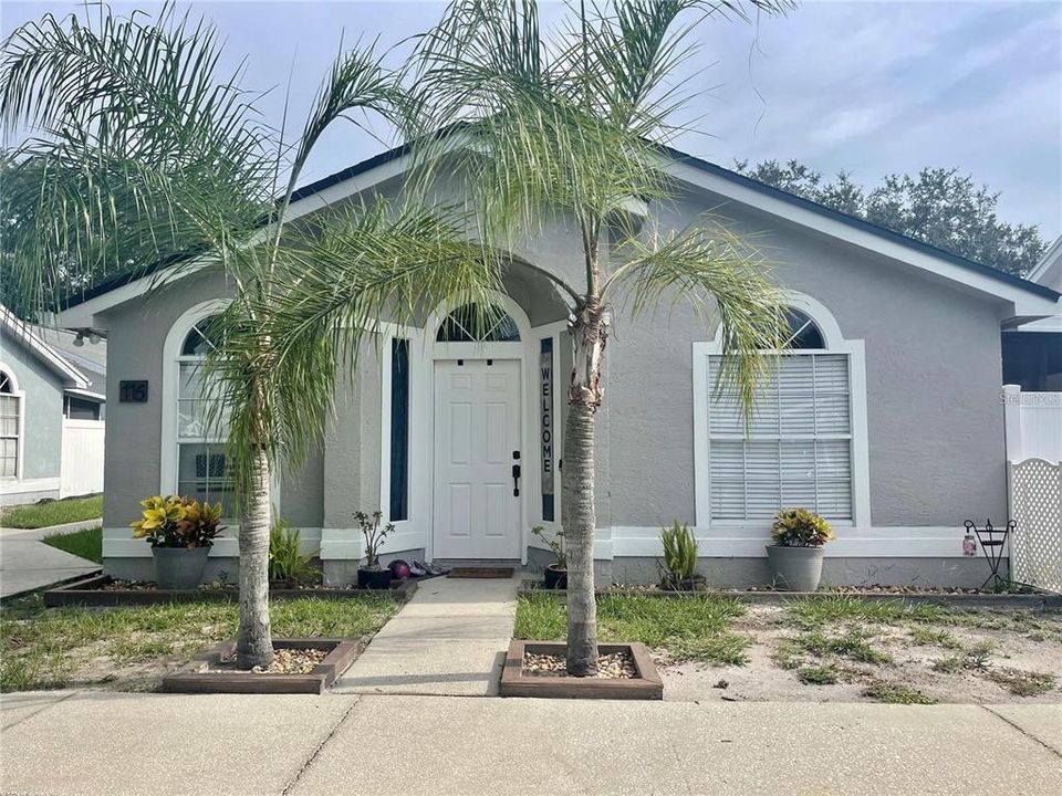 Recently Rented: $1,875 (3 beds, 2 baths, 1105 Square Feet)