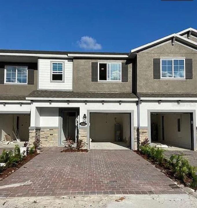 Recently Sold: $412,645 (3 beds, 2 baths, 1569 Square Feet)