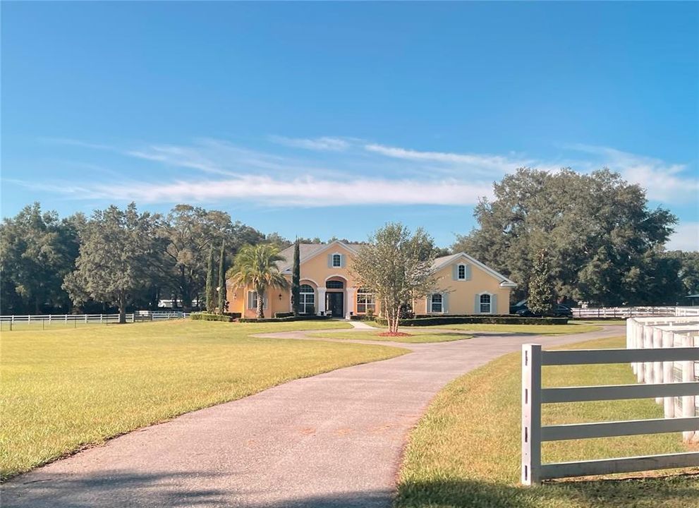 Recently Sold: $1,297,750 (3 beds, 3 baths, 3754 Square Feet)