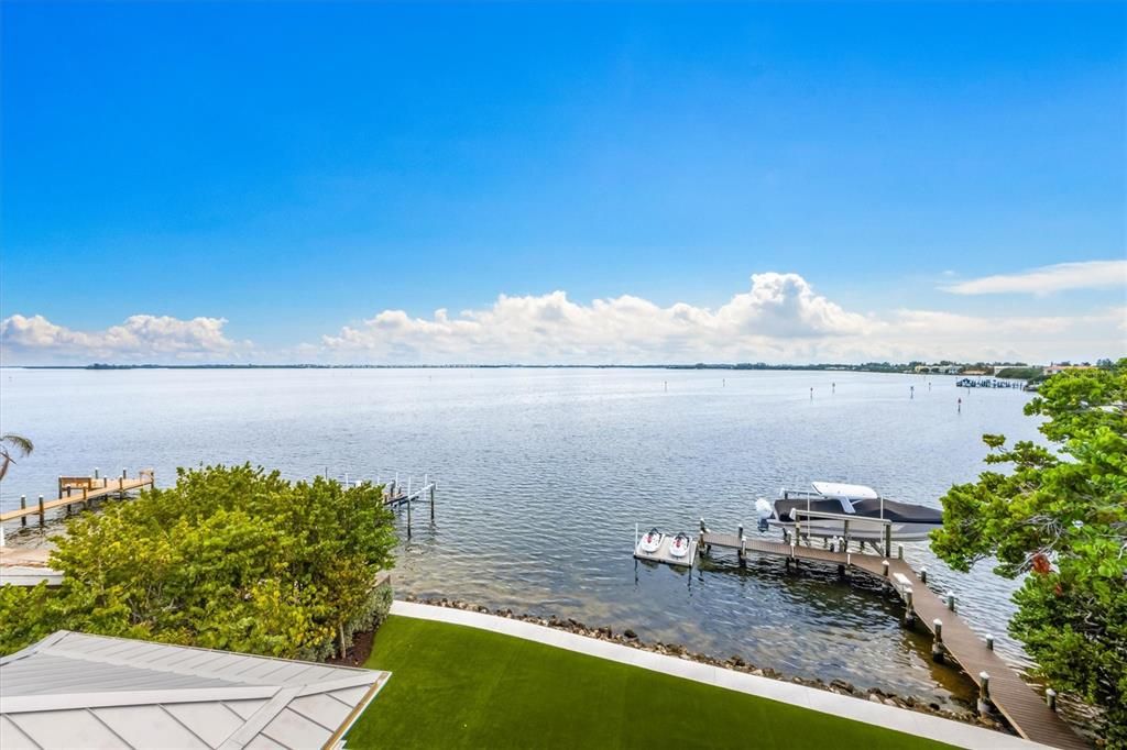 Recently Sold: $7,500,000 (4 beds, 4 baths, 3483 Square Feet)