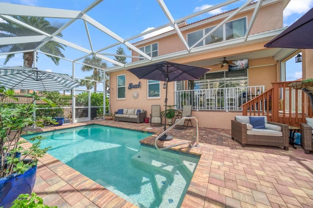 Recently Sold: $1,650,000 (3 beds, 3 baths, 2386 Square Feet)