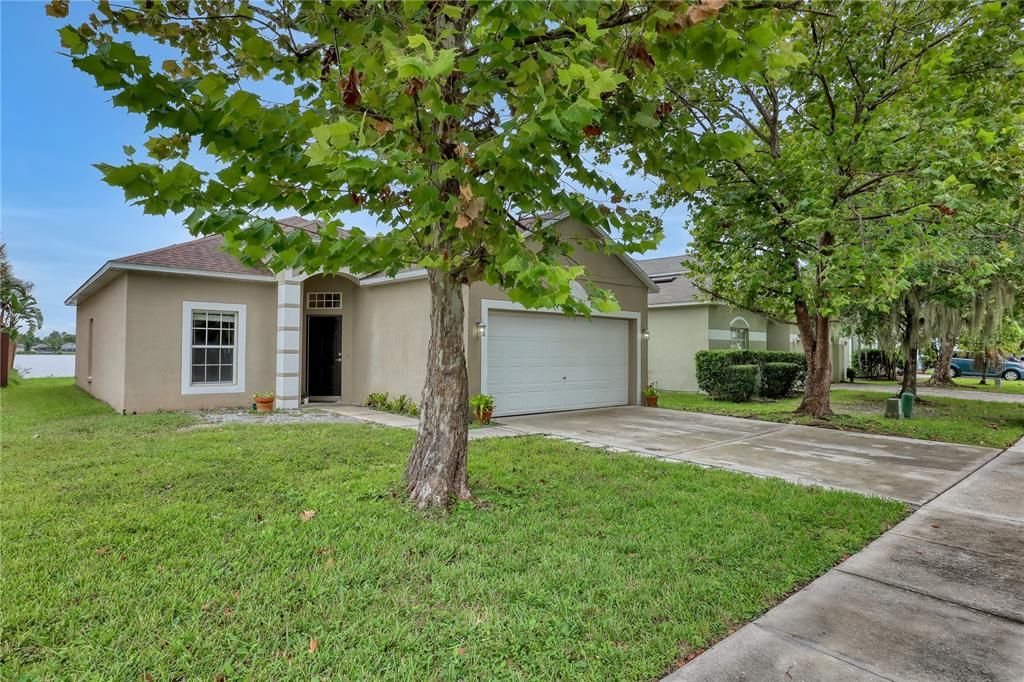 Recently Rented: $2,300 (3 beds, 2 baths, 1157 Square Feet)