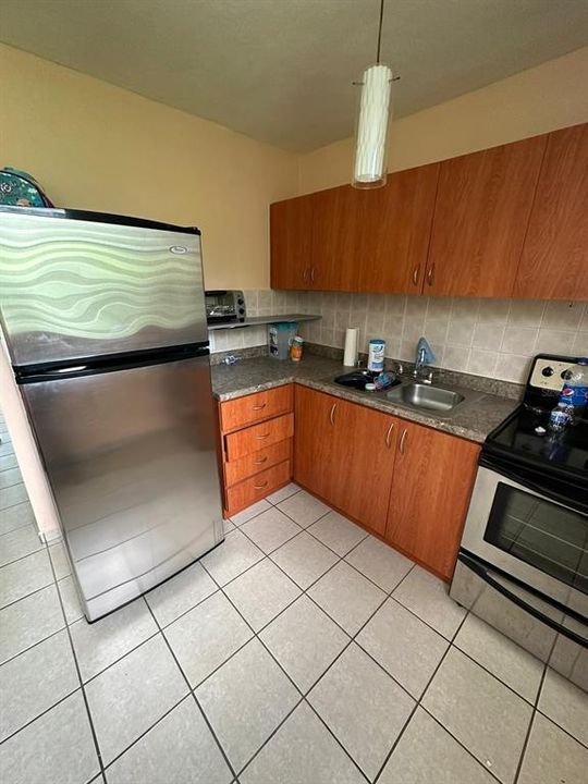 Vendido Recientemente: $105,000 (3 camas, 1 baños, 808 Pies cuadrados)