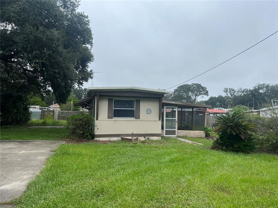 Recently Rented: $1,250 (2 beds, 1 baths, 672 Square Feet)