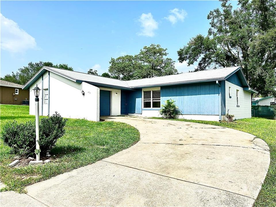 Recently Sold: $198,000 (3 beds, 2 baths, 1484 Square Feet)