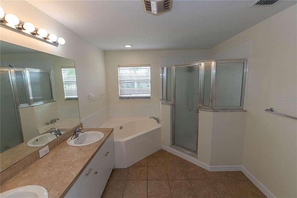 Недавно арендовано: $2,800 (3 спален, 3 ванн, 2568 Квадратных фут)