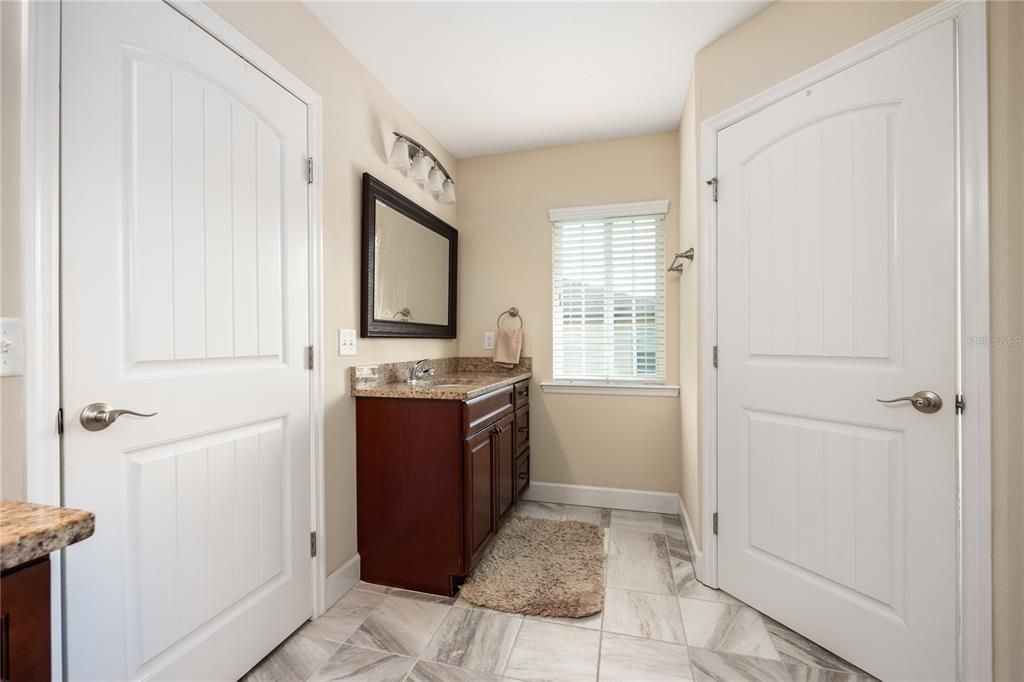 Second vanity in primarydoor to private toliet