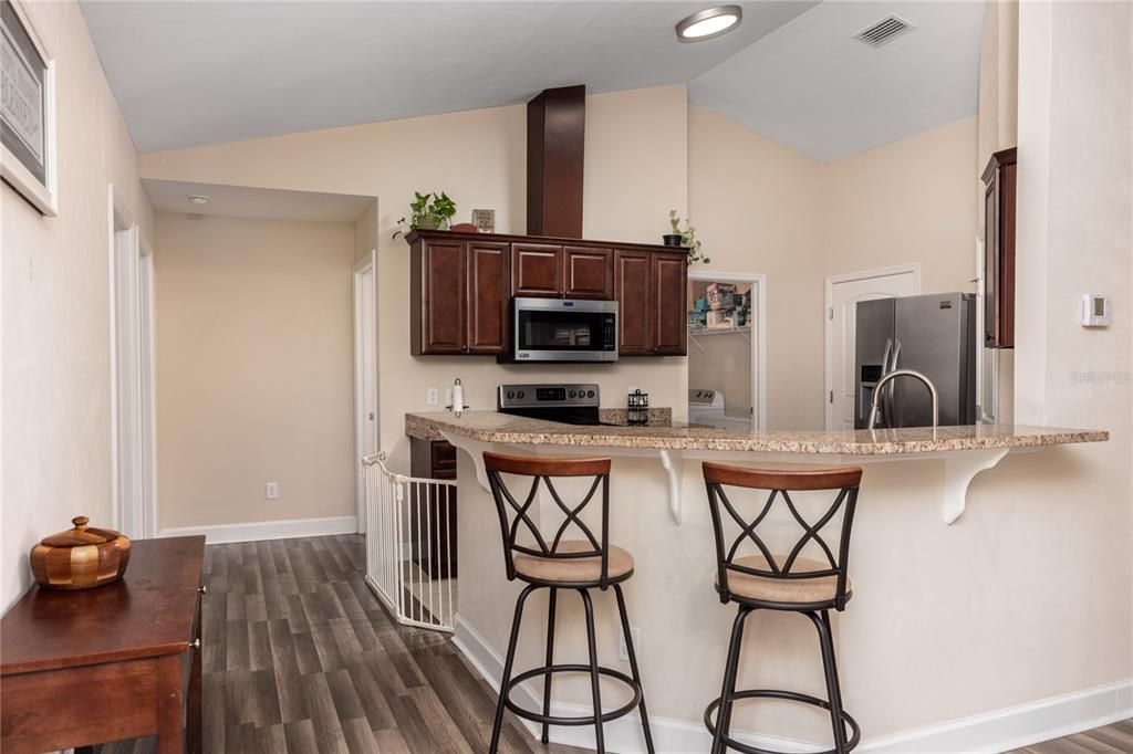 Spacious bar top for extra eating space.