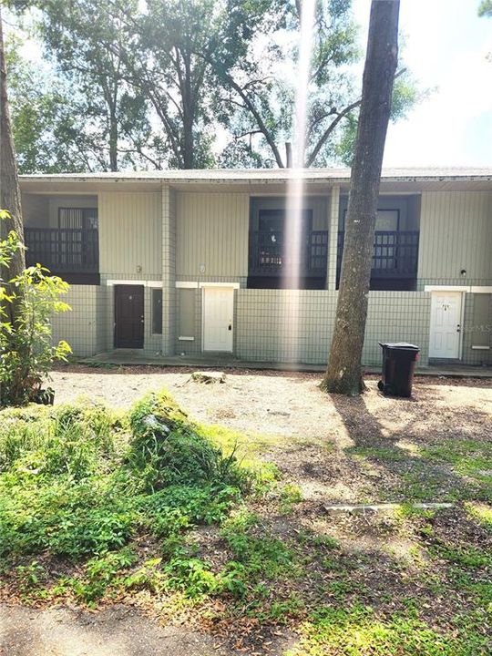 Recently Rented: $1,075 (2 beds, 2 baths, 713 Square Feet)
