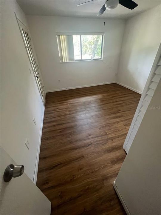 Active With Contract: $165,000 (2 beds, 2 baths, 1254 Square Feet)